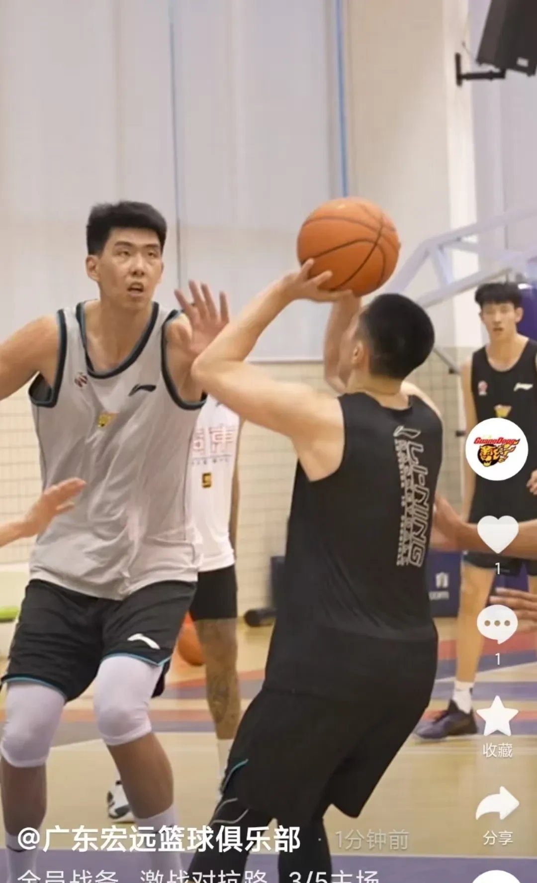包含广东宏远发布备战花絮，今晨更衣室发声，全明星赛任务艰巨，资深球员宣示担当的词条